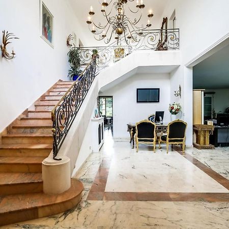 Bed and Breakfast La Demeure D'Iris Буживаль Экстерьер фото