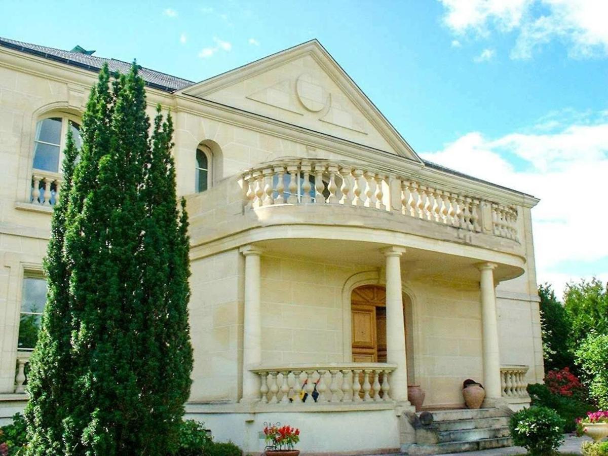 Bed and Breakfast La Demeure D'Iris Буживаль Экстерьер фото