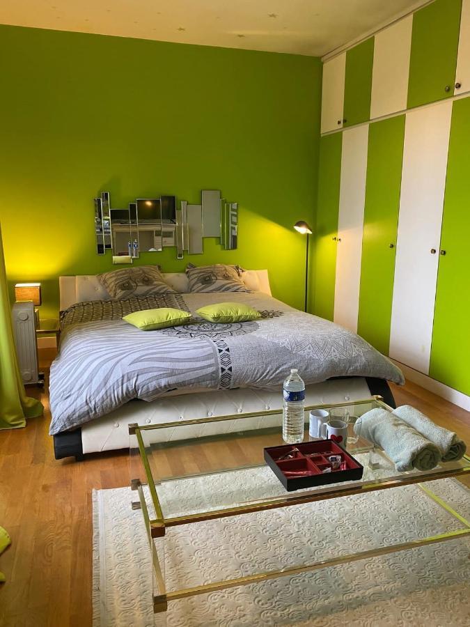 Bed and Breakfast La Demeure D'Iris Буживаль Экстерьер фото